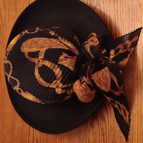 Ladies Black Spanish Fancy Hat - Picture 4 of 8
